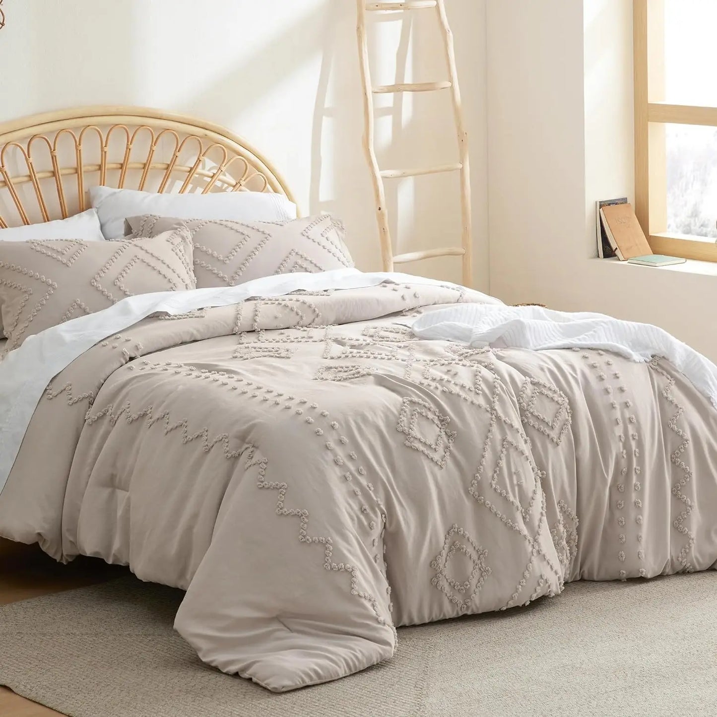 Boho Comforter Set - Tufted Bedding