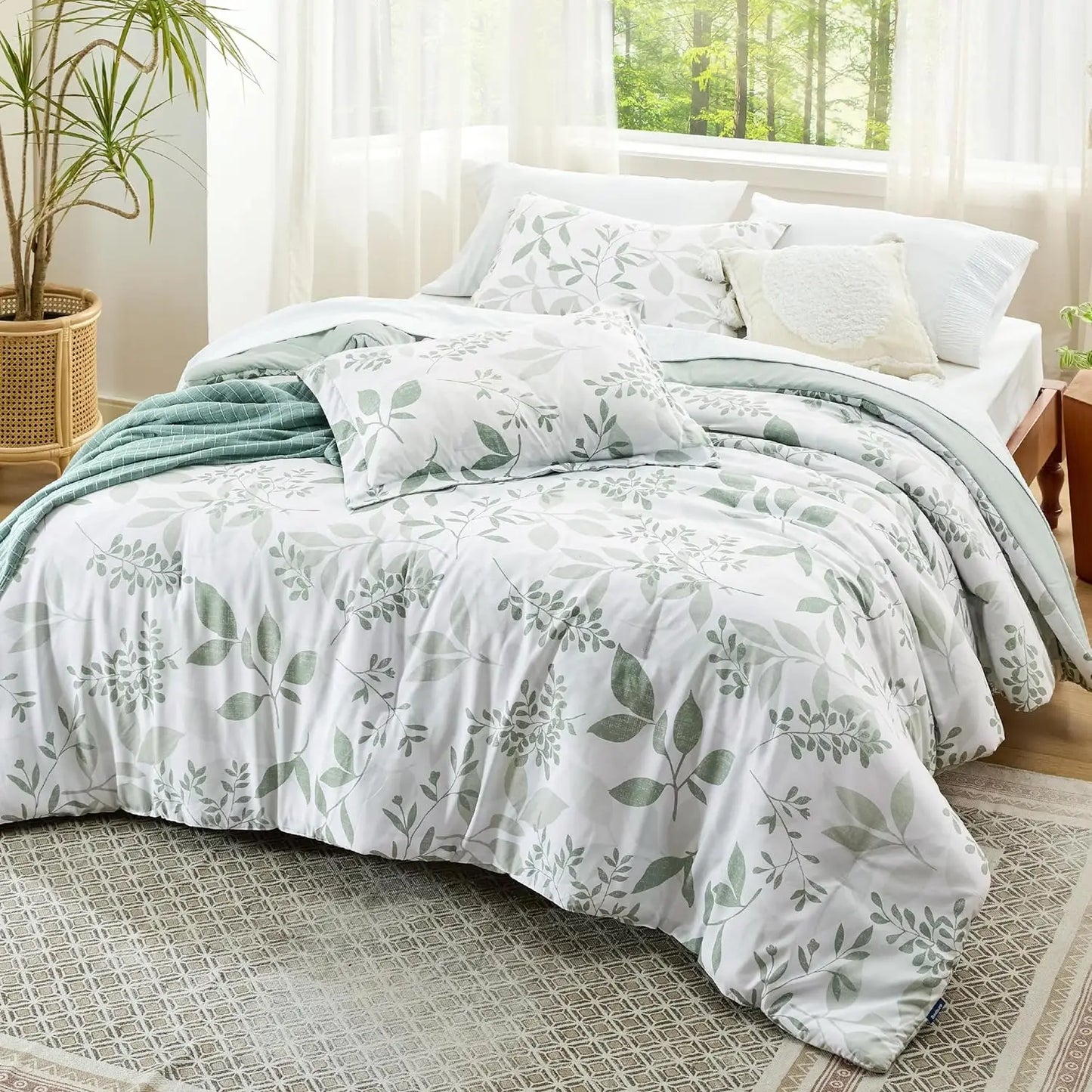 Fluffy Soft Microfiber Comforter